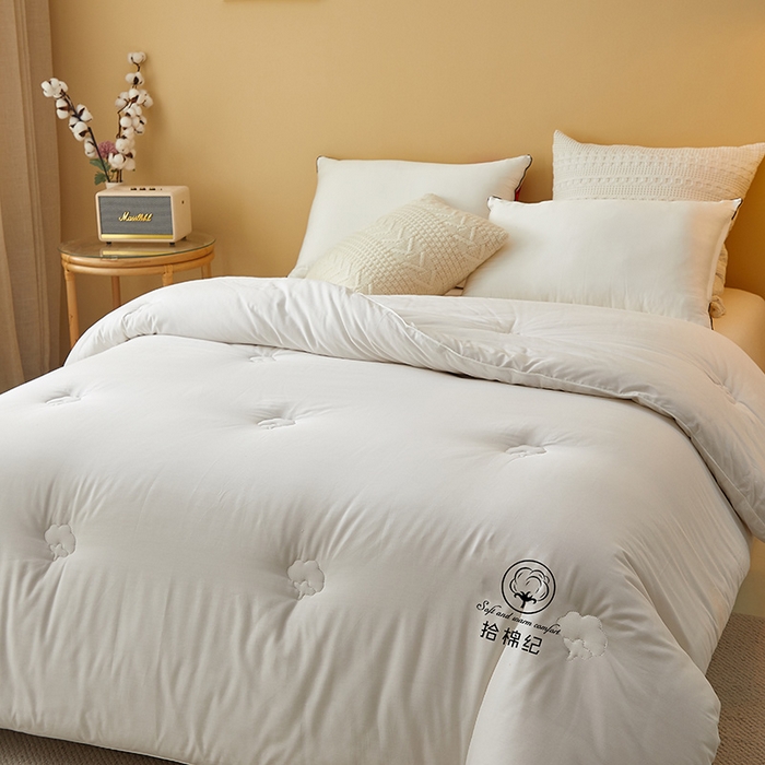 91家纺网 家纺一手货源 找家纺 美丽折家纺 2025新款舒享新疆棉花被冬被春秋被被芯 白色