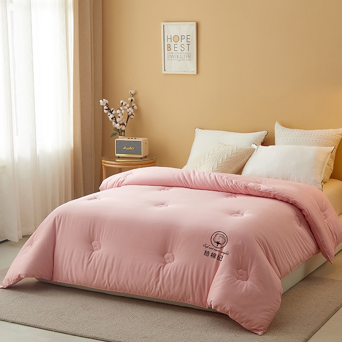 91家纺网 家纺一手货源 找家纺 美丽折家纺 2025新款舒享新疆棉花被冬被春秋被被芯 粉色