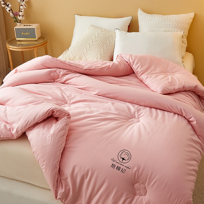 91家纺网 家纺一手货源 找家纺 美丽折家纺 2025新款舒享新疆棉花被冬被春秋被被芯 粉色