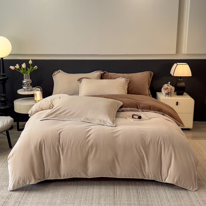 91家纺网 家纺一手货源 找家纺 席世家 2025新款婴儿绒简约款四件套 可可棕