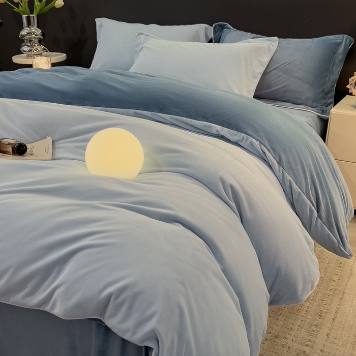 91家纺网 家纺一手货源 找家纺 席世家 2025新款婴儿绒简约款四件套 星光蓝