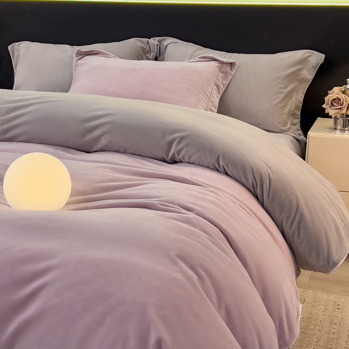 91家纺网 家纺一手货源 找家纺 席世家 2025新款婴儿绒简约款四件套 幽山紫