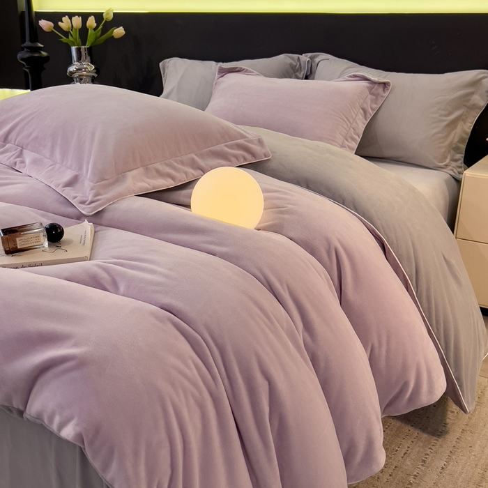 91家纺网 家纺一手货源 找家纺 席世家 2025新款婴儿绒简约款四件套 幽山紫