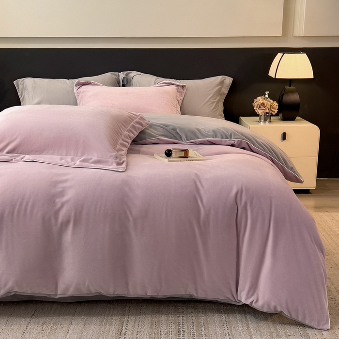 91家纺网 家纺一手货源 找家纺 席世家 2025新款婴儿绒简约款四件套 幽山紫