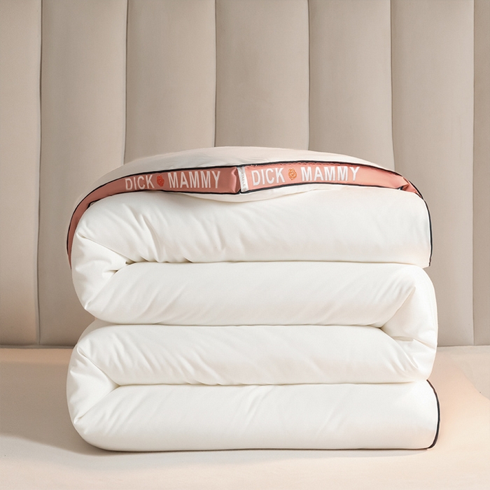 91家纺网 家纺一手货源 找家纺 美丽折家纺 2025新款大豆被冬被-山茶花系列一 山茶花-粉白色