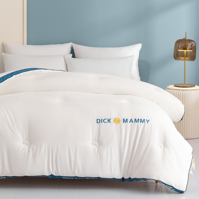 91家纺网 家纺一手货源 找家纺 美丽折家纺 2025新款大豆被冬被-山茶花系列一 山茶花-白蓝色