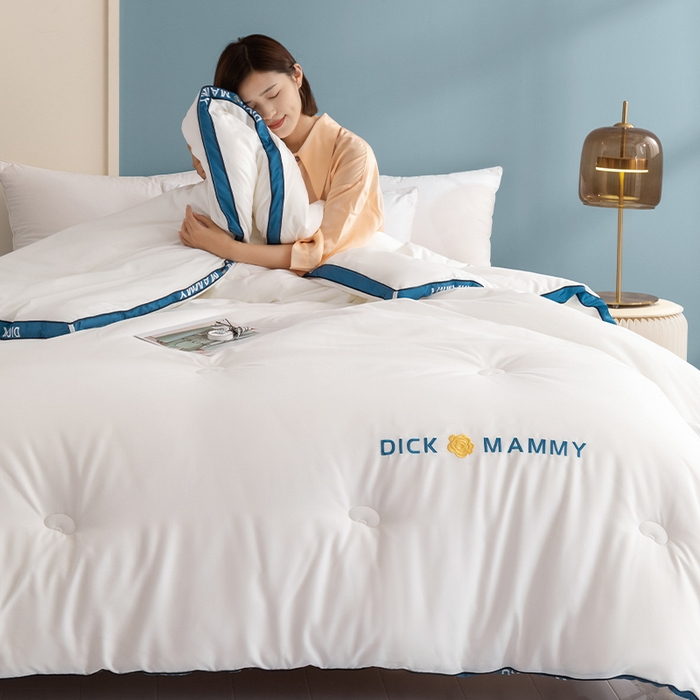 91家纺网 家纺一手货源 找家纺 美丽折家纺 2025新款大豆被冬被-山茶花系列一 山茶花-白蓝色