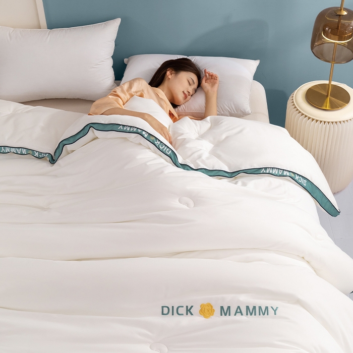 91家纺网 家纺一手货源 找家纺 美丽折家纺 2025新款大豆被冬被-山茶花系列一 山茶花-白绿色