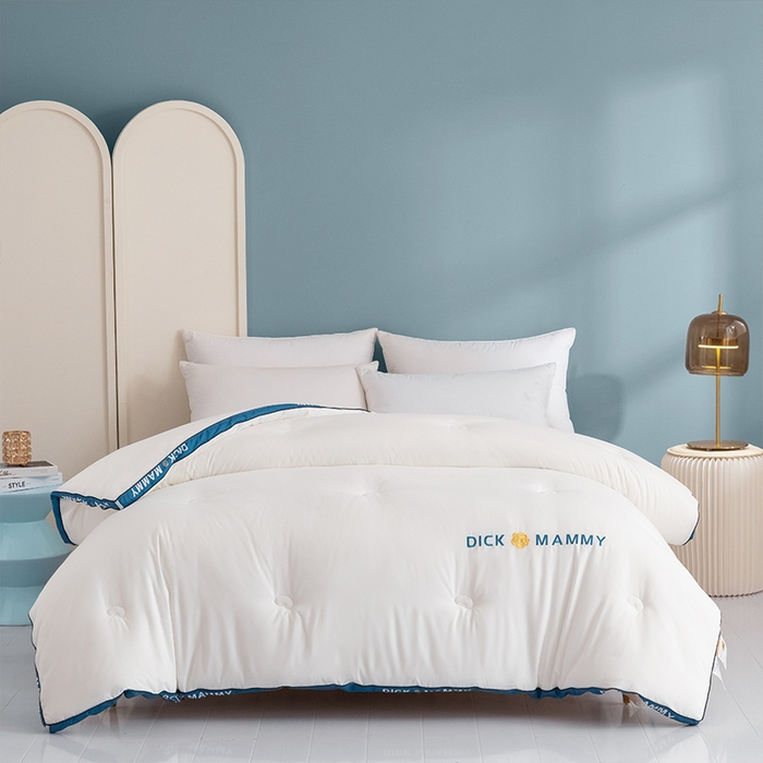 91家纺网 家纺一手货源 找家纺 美丽折家纺 2025新款大豆被冬被-山茶花系列一 山茶花-白蓝色