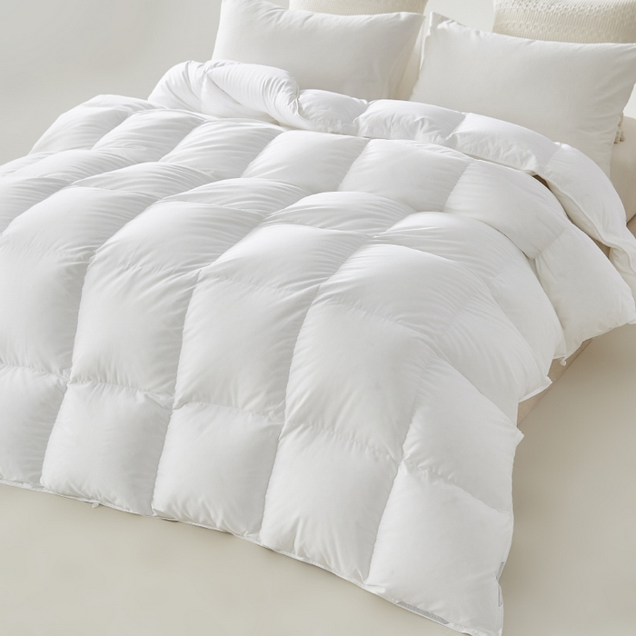 91家纺网 家纺一手货源 找家纺 （总）美丽折家纺 2025新款云感零压羽丝绒被