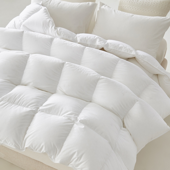 91家纺网 家纺一手货源 找家纺 （总）美丽折家纺 2025新款云感零压羽丝绒被