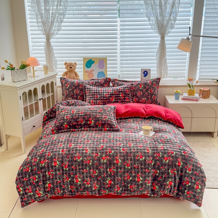 梵克保罗 2025秋冬新款牛奶绒泡泡绒印花卡通花卉兔毛单被套三件套四件套 花仙子