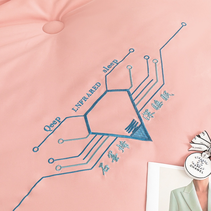 91家纺网 家纺一手货源 找家纺 美丽折家纺 2025石墨烯自发热小黑被芯冬被子 石墨烯-粉色