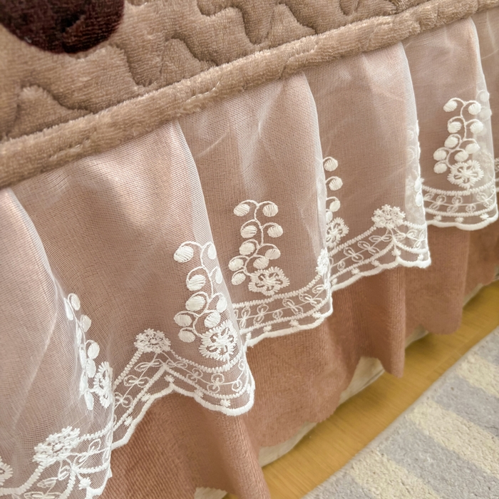 91家纺网 家纺一手货源 找家纺 浩浩家纺 2025新款舒适花边牛奶绒床盖四件套 圆点