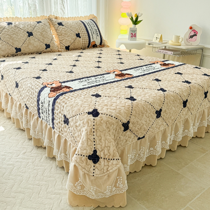 91家纺网 家纺一手货源 找家纺 浩浩家纺 2025新款舒适花边牛奶绒床盖四件套 小熊