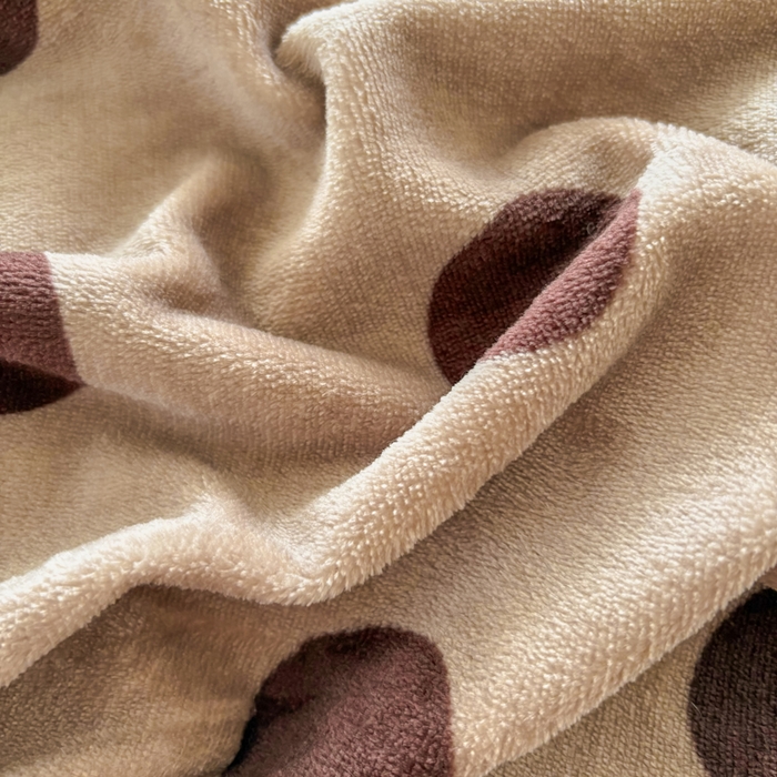 91家纺网 家纺一手货源 找家纺 浩浩家纺 2025新款舒适花边牛奶绒床盖四件套 圆点