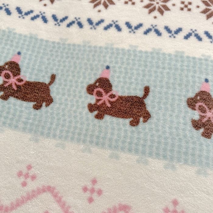 91家纺网 家纺一手货源 找家纺 浩浩家纺 2025新款舒适花边牛奶绒床盖四件套 欢乐狗