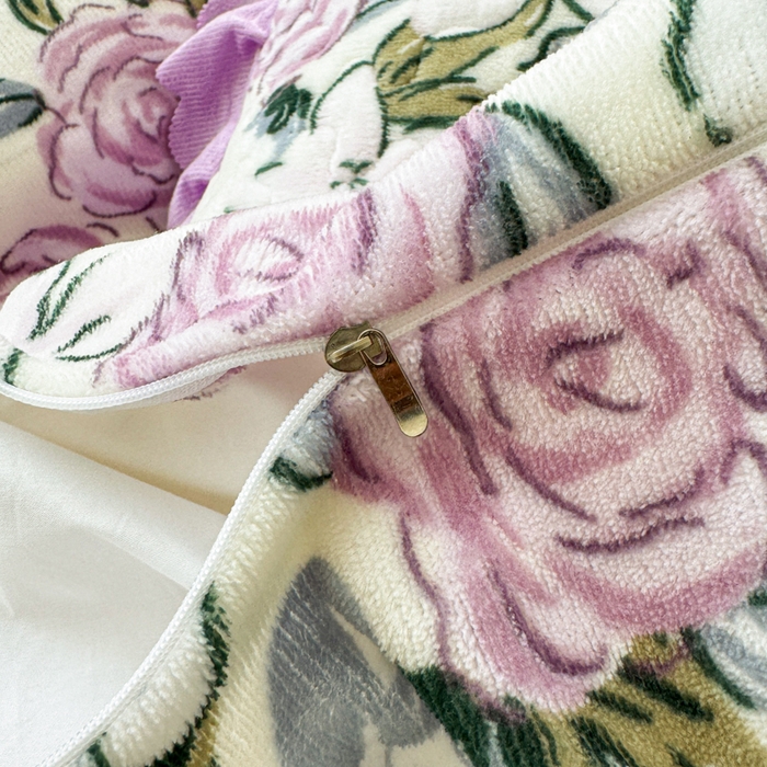 91家纺网 家纺一手货源 找家纺 浩浩家纺 2025新款舒适花边牛奶绒床盖四件套 玫瑰花园