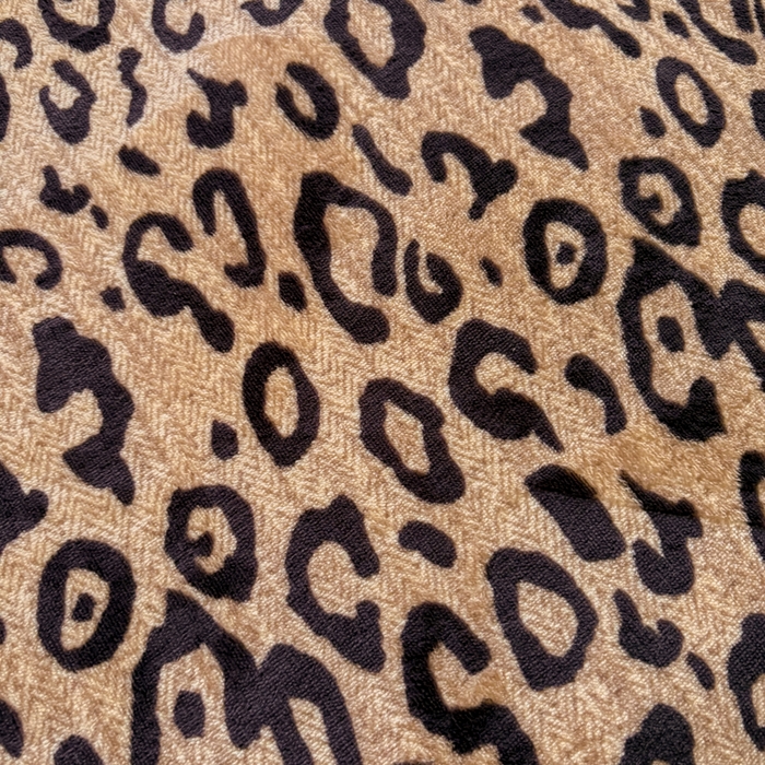 91家纺网 家纺一手货源 找家纺 浩浩家纺 2025新款舒适花边牛奶绒床盖四件套 豹纹