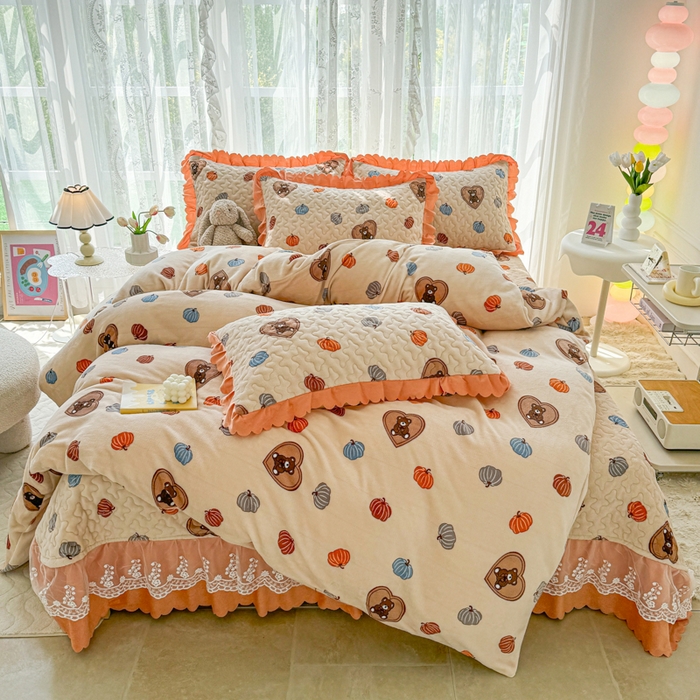 浩浩家纺 2025新款舒适花边牛奶绒床盖四件套 爱心小熊