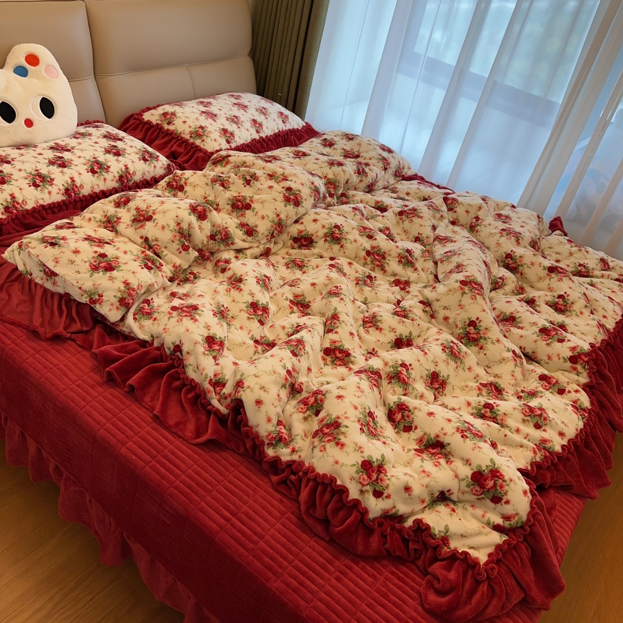 91家纺网 家纺一手货源 找家纺 赫梵茜 2025新款韩式花边定制款床盖四件套定制款 定制款梨花落