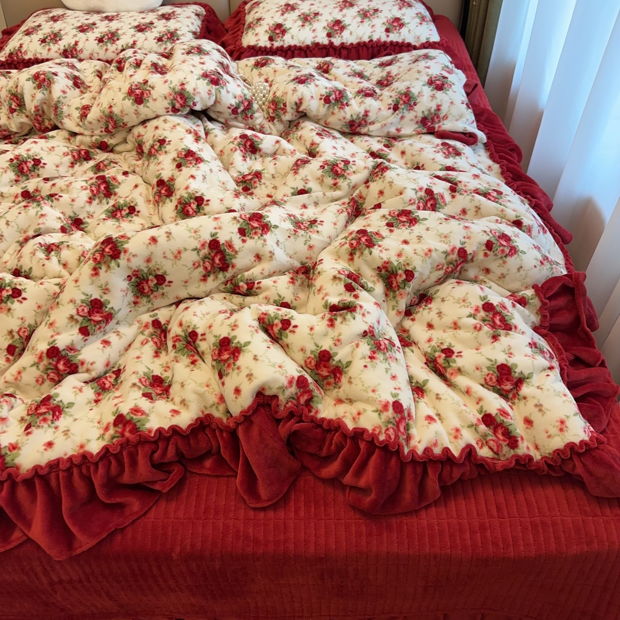 91家纺网 家纺一手货源 找家纺 赫梵茜 2025新款韩式花边定制款床盖四件套定制款 定制款梨花落