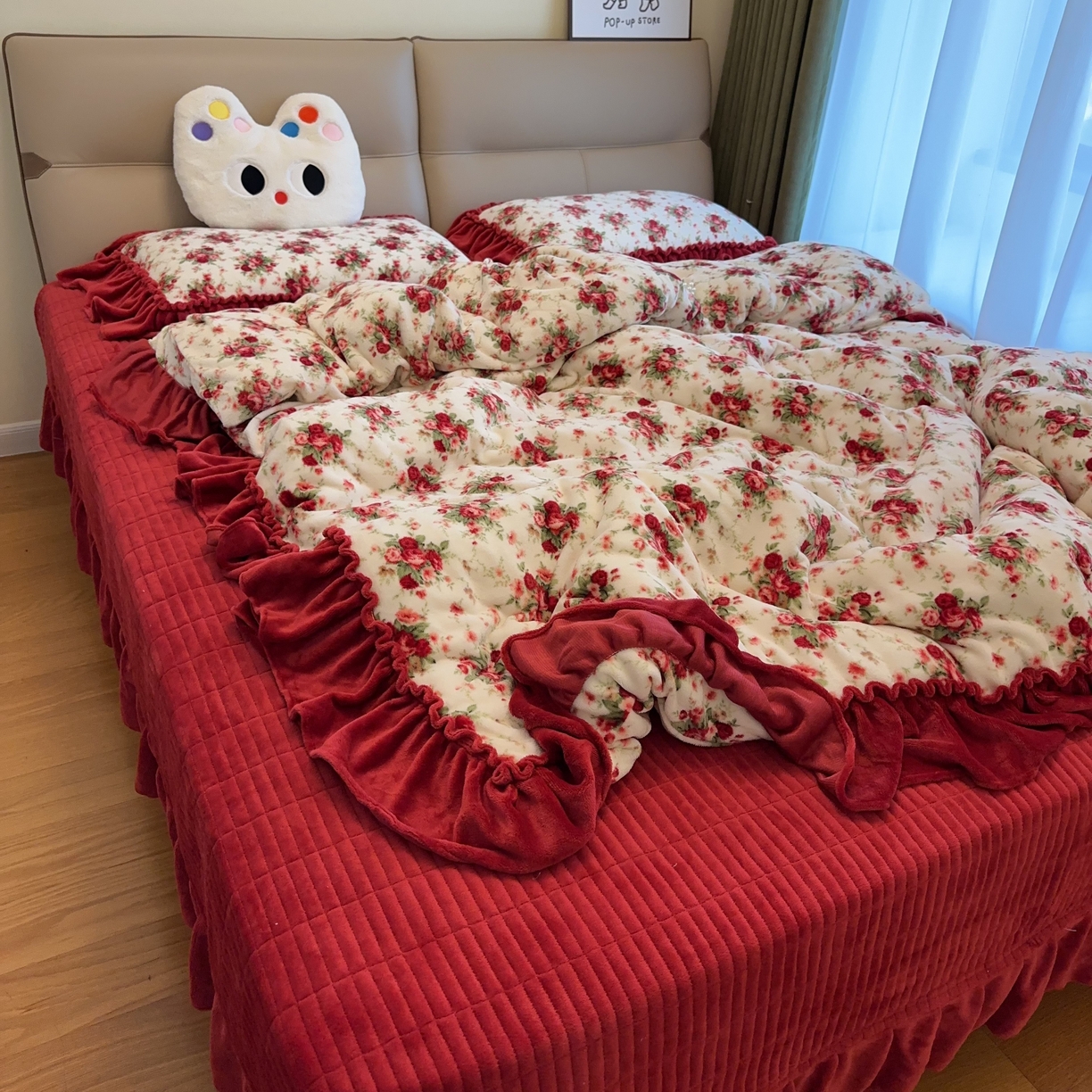 91家纺网 家纺一手货源 找家纺 赫梵茜 2025新款韩式花边定制款床盖四件套定制款 定制款梨花落