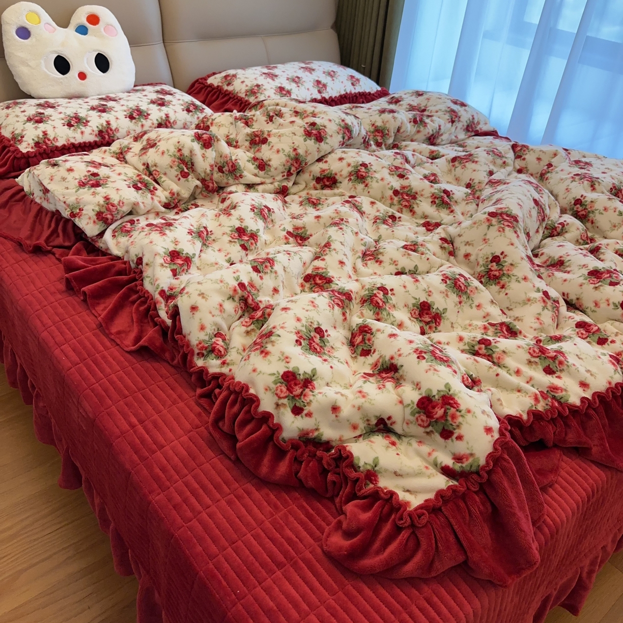 91家纺网 家纺一手货源 找家纺 赫梵茜 2025新款韩式花边定制款床盖四件套定制款 定制款梨花落