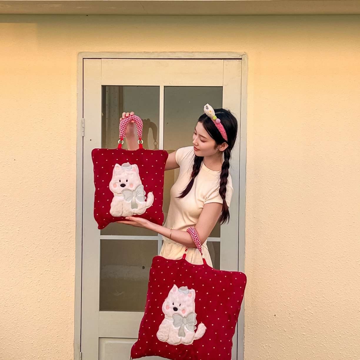 91家纺网 家纺一手货源 找家纺 （总）番茄+ 2025新款牛奶绒贴布绣西高地抱枕被