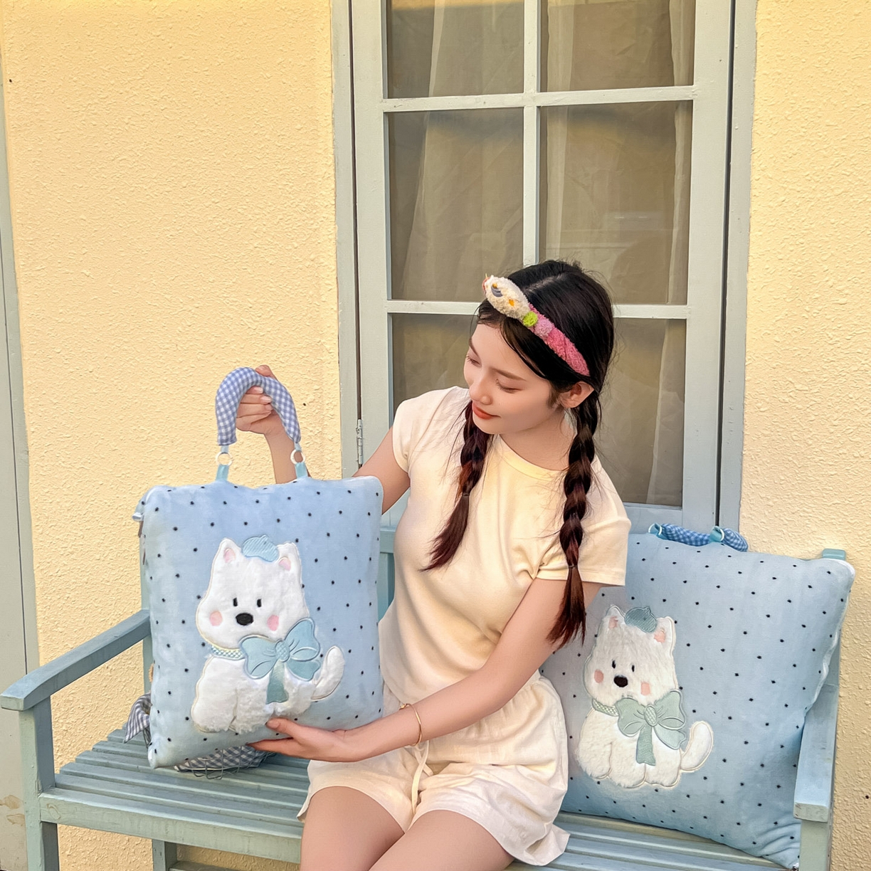 91家纺网 家纺一手货源 找家纺 （总）番茄+ 2025新款牛奶绒贴布绣西高地抱枕被