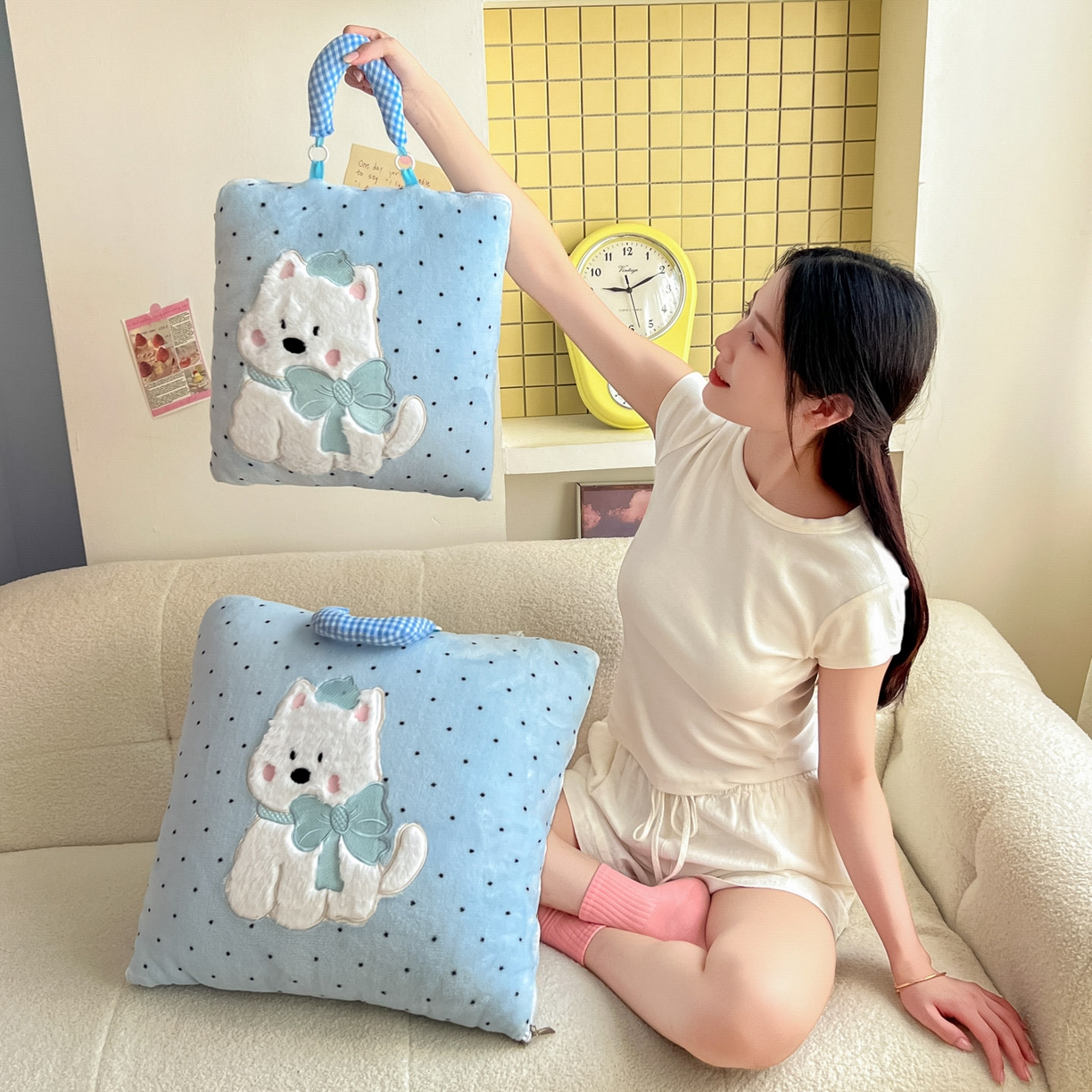 91家纺网 家纺一手货源 找家纺 番茄+ 2025新款牛奶绒贴布绣西高地抱枕被 波点-蓝