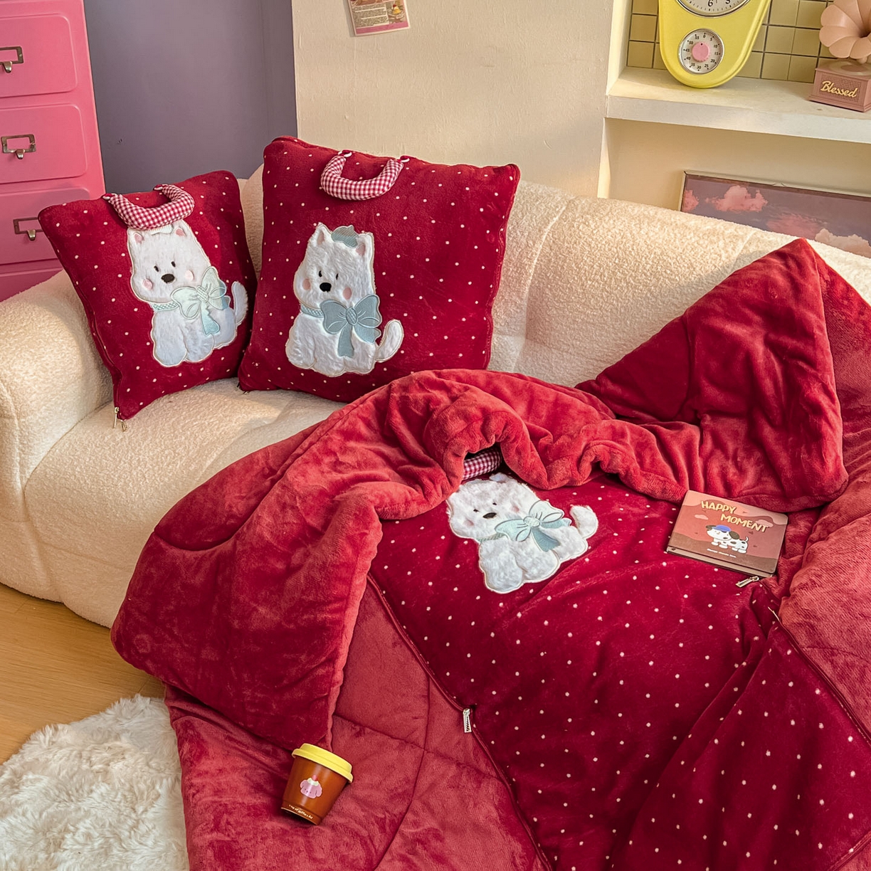 番茄+ 2025新款牛奶绒贴布绣西高地抱枕被 波点-酒红