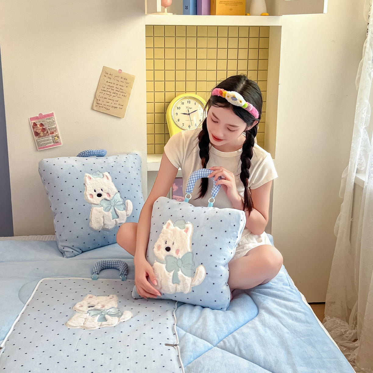 91家纺网 家纺一手货源 找家纺 番茄+ 2025新款牛奶绒贴布绣西高地抱枕被 波点-蓝