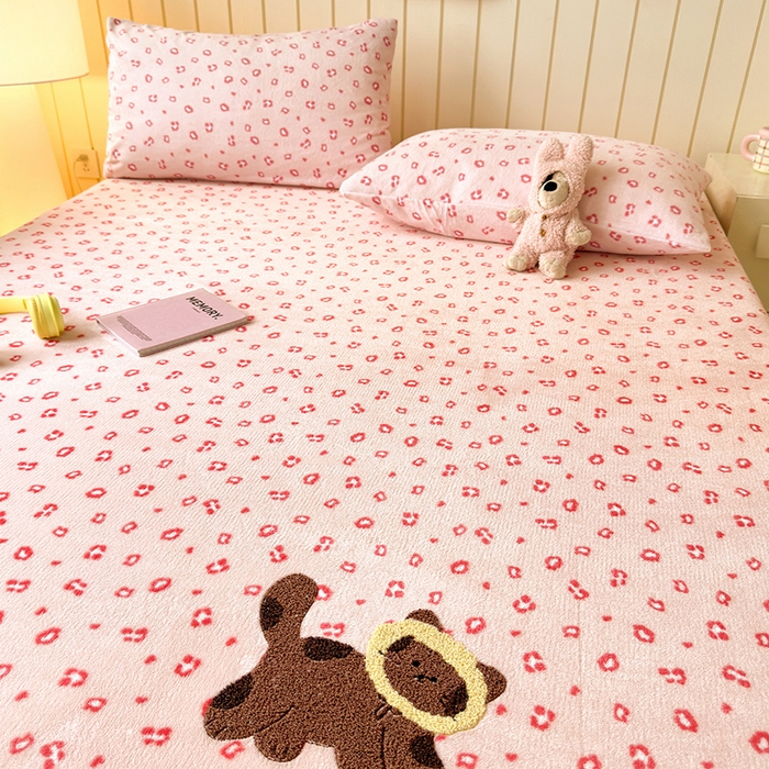 91家纺网 家纺一手货源 找家纺 云尚床笠 2026新款亲肤舒适毛巾绣牛奶绒加厚单床笠单品床笠单件床笠-卡通猫 卡通猫-小豹纹粉