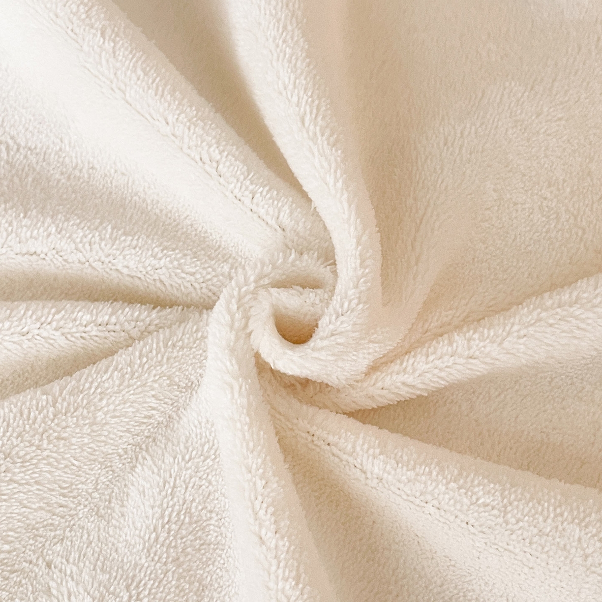 91家纺网 家纺一手货源 找家纺 2025直播热款A类加厚牛奶绒四件套保暖双面加绒珊瑚绒重工刺绣被套床单冬季床上用品-妮可兔 妮可兔-白粉