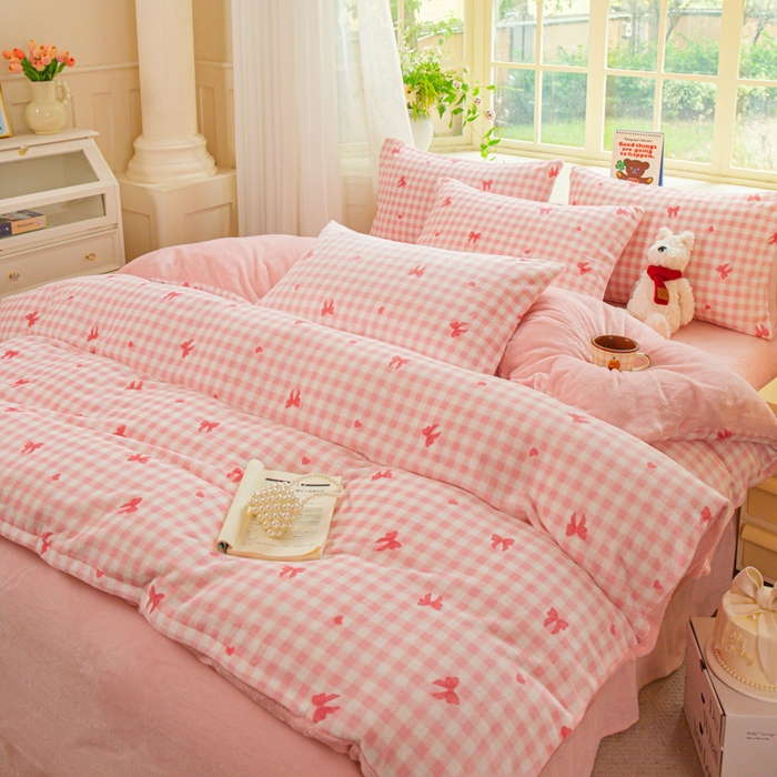 91家纺网 家纺一手货源 找家纺 斯卡诺家纺 2025新款热卖小清新牛奶绒四件套双面绒被套小红书同款 洁美-粉