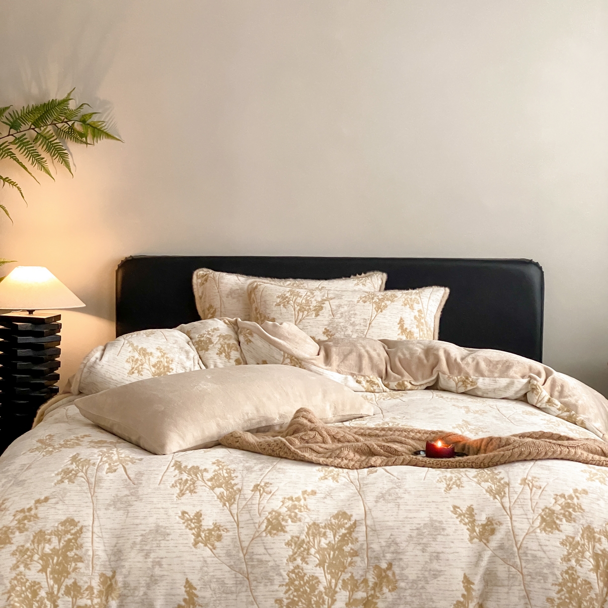 91家纺网 家纺一手货源 找家纺 （总）玉宇阁家居 2025新款双色提花雕花牛奶绒四件套-草木的诗