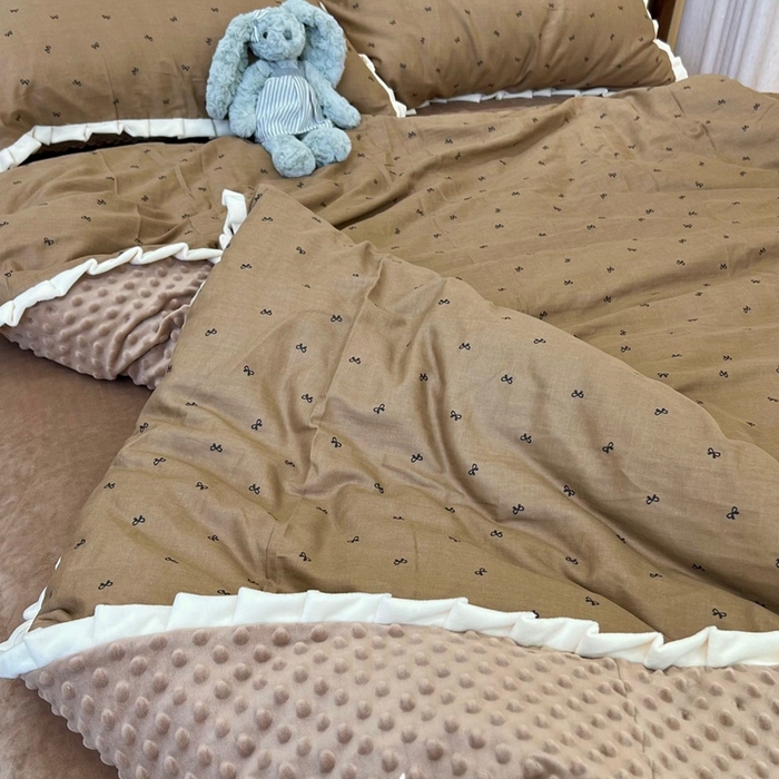 91家纺网 家纺一手货源 找家纺 （总）荣轩家居 2025新款秋冬必备新品棉加绒宝宝绒工艺款四件套（铺床版）