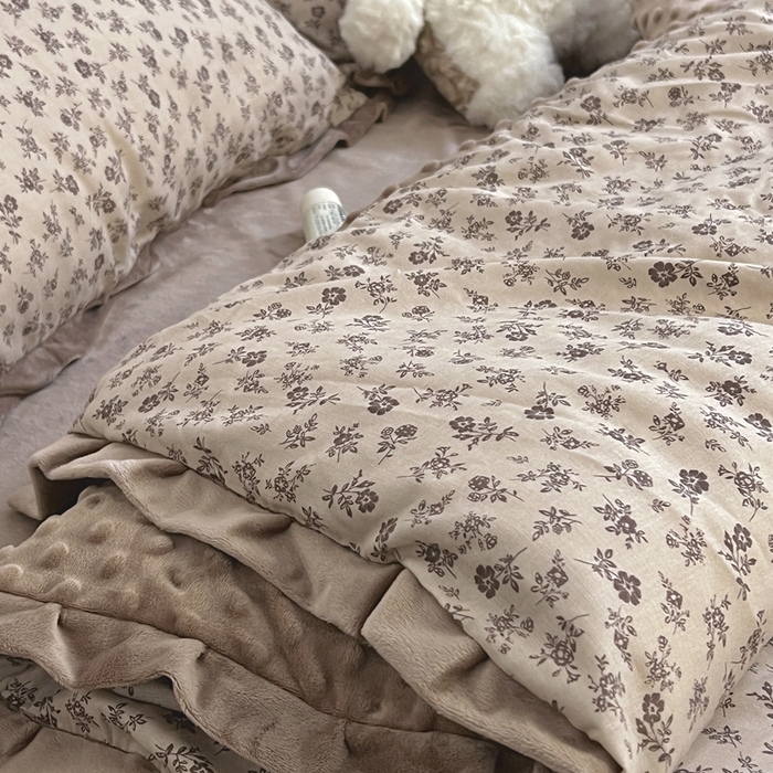 91家纺网 家纺一手货源 找家纺 （总）荣轩家居 2025新款秋冬必备新品棉加绒宝宝绒工艺款四件套（铺床版）