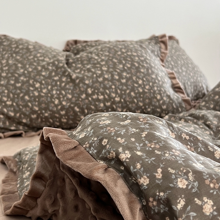 91家纺网 家纺一手货源 找家纺 （总）荣轩家居 2025新款秋冬必备新品棉加绒宝宝绒工艺款四件套（铺床版）