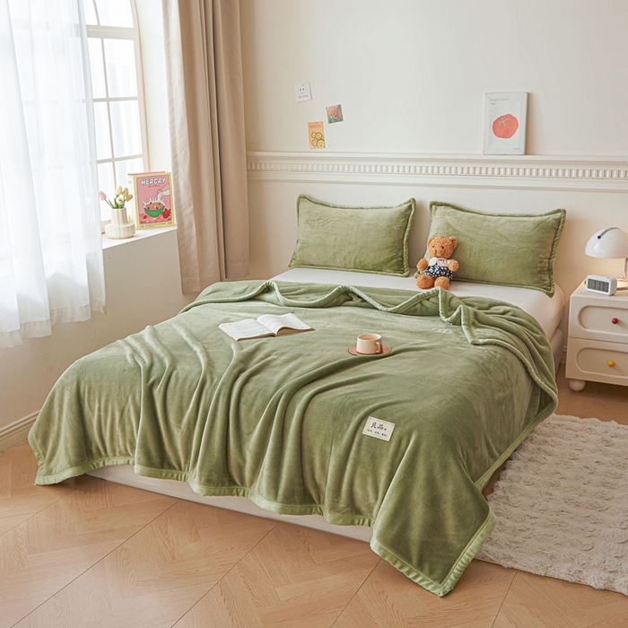 91家纺网 家纺一手货源 找家纺 雅萱家纺 2024新款良品系列牛奶绒多功能毛毯盖毯 良品-抹茶绿