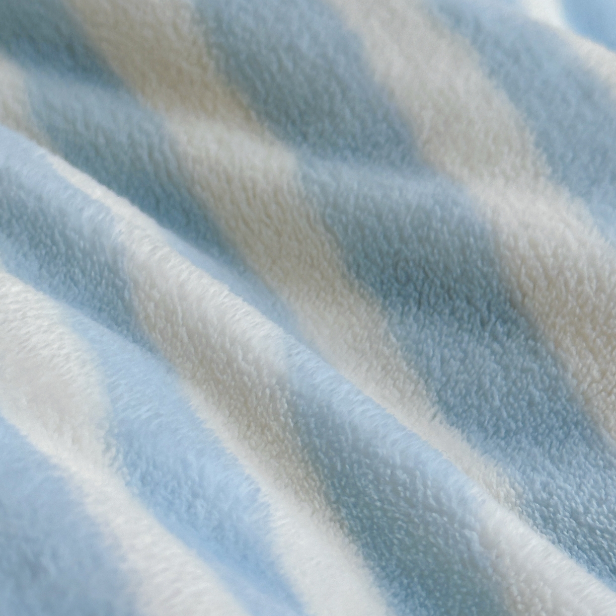 91家纺网 家纺一手货源 找家纺 （总）佳汐蓝家纺 2025新款牛奶绒印花刺绣毛球花边四件套-腊肠狗