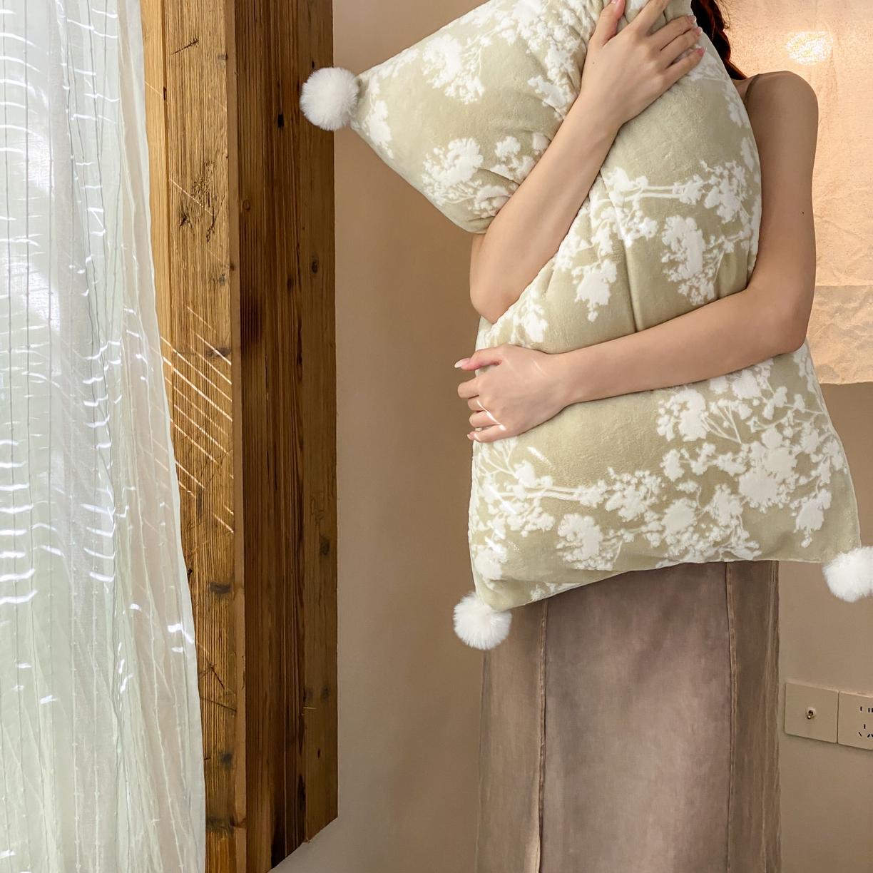 91家纺网 家纺一手货源 找家纺 玉宇阁家居 2025新款双色提花雕花牛奶绒四件套 毛球款星星落秋 星星落秋-绿椰仙踪