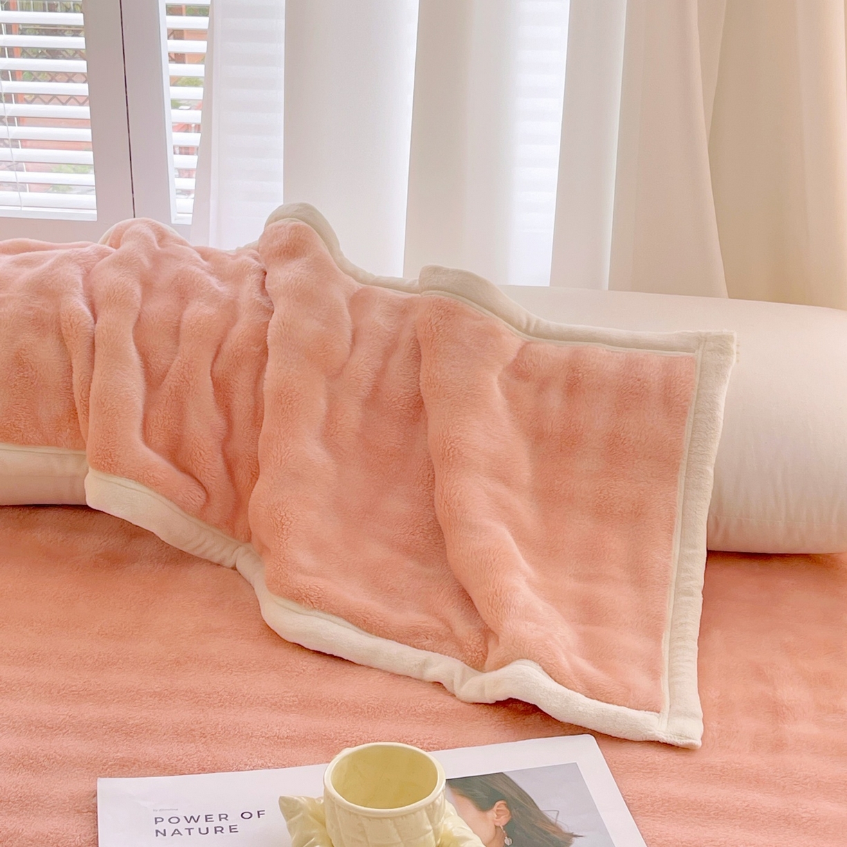 91家纺网 家纺一手货源 找家纺 雨彤家纺 2025新款泡泡牛奶绒长枕巾 牛奶绒枕巾-樱花粉 50*185cm（适合1.8米枕头）