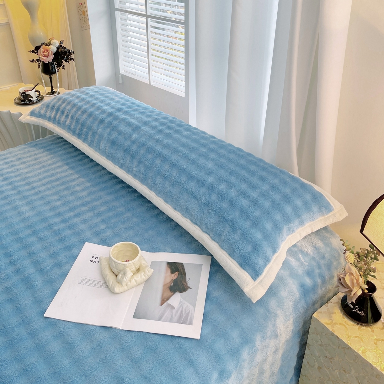91家纺网 家纺一手货源 找家纺 雨彤家纺 2025新款泡泡牛奶绒长枕巾 牛奶绒枕巾-天空蓝 50*80cm（一只）