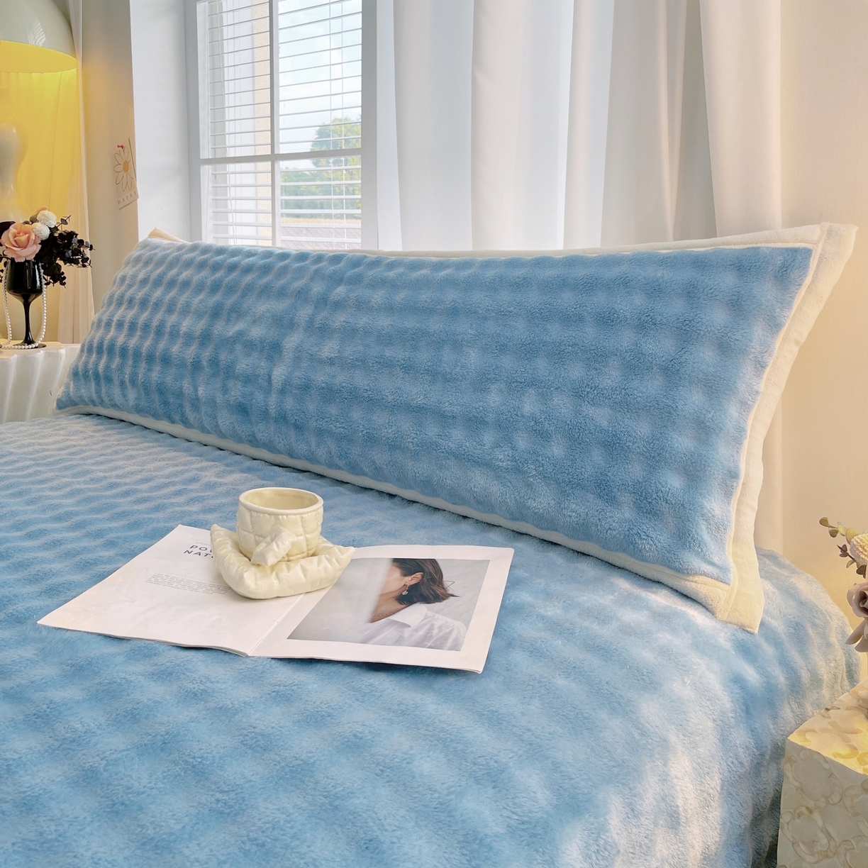 91家纺网 家纺一手货源 找家纺 雨彤家纺 2025新款泡泡牛奶绒长枕巾 牛奶绒枕巾-天空蓝 50*155cm（适合1.5米枕头）