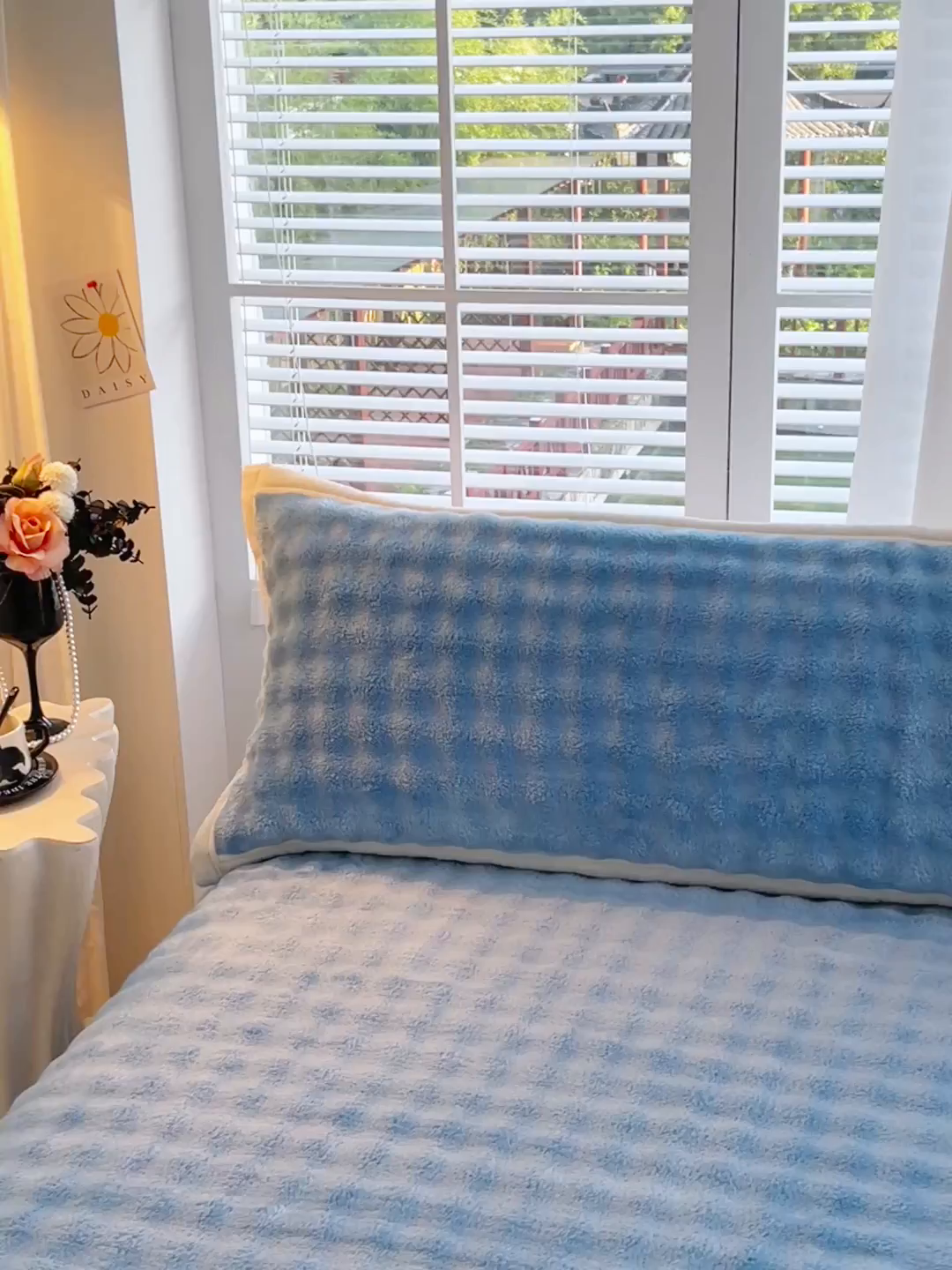 91家纺网 家纺一手货源 找家纺 雨彤家纺 2025新款泡泡牛奶绒长枕巾 牛奶绒枕巾-天空蓝 50*105cm（适合1米枕头）