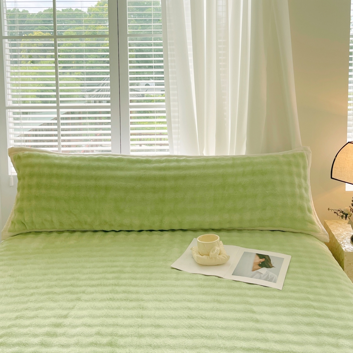 91家纺网 家纺一手货源 找家纺 雨彤家纺 2025新款泡泡牛奶绒长枕巾 牛奶绒枕巾-抹茶绿 50*185cm（适合1.8米枕头）