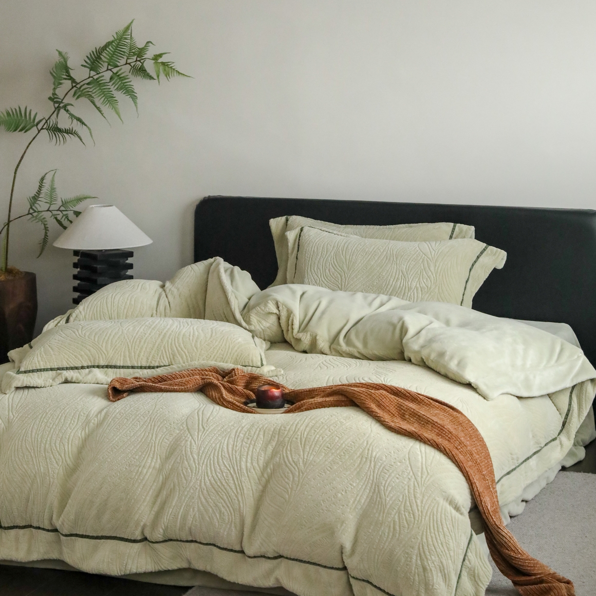 91家纺网 家纺一手货源 找家纺 玉宇阁家居 2025新款加厚牛奶绒浮雕工艺款四件套 大提花牛奶绒织带款-寻觅-青瓷绿