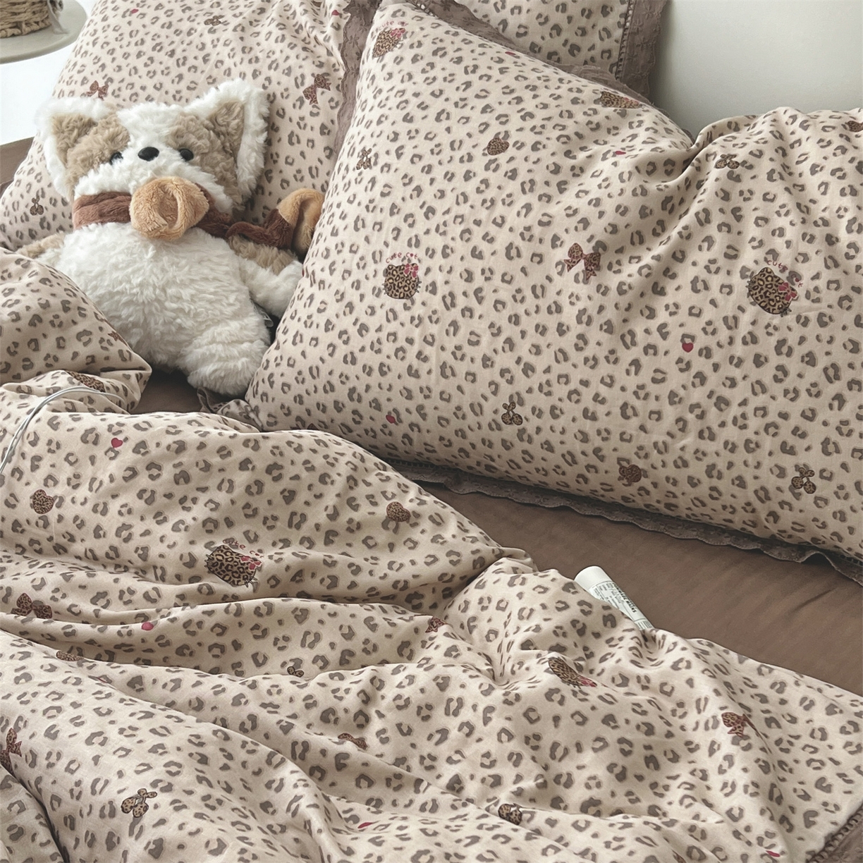 91家纺网 家纺一手货源 找家纺 荣轩2025新款全棉双层纱镂空花边工艺款四件套（铺床版）挚爱